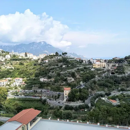 La Mansarda Wonderful View On Ravello Holiday home